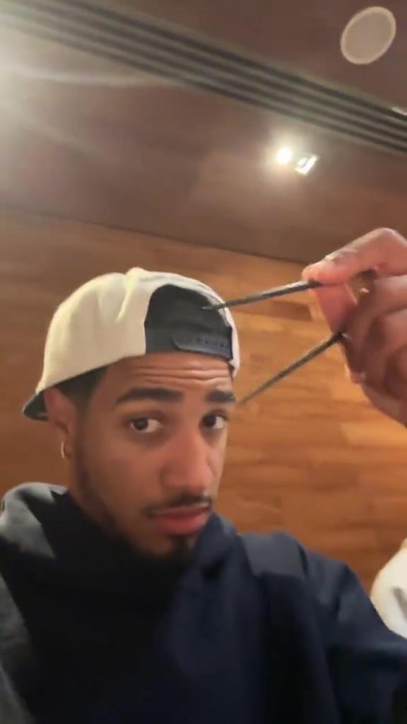 歸化歸化哈利伯頓這筷子拿的還挺標準?。?！