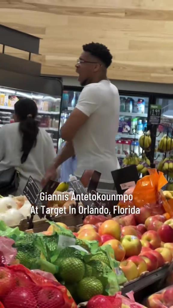 好男人??！字母哥在奧蘭多度假 陪妻子一起逛超市